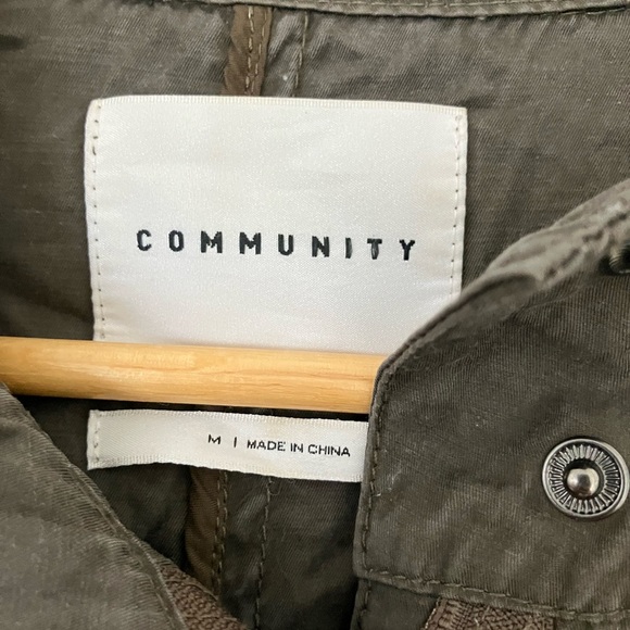 Community Jacket - Picture 2 of 5